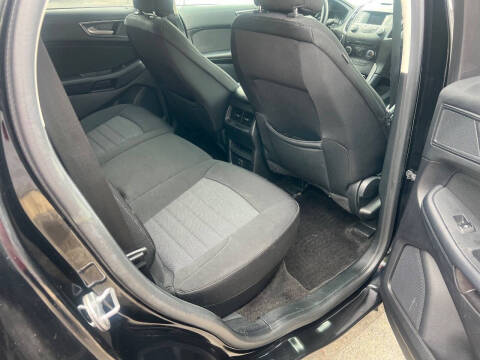 2018 Ford Edge SE