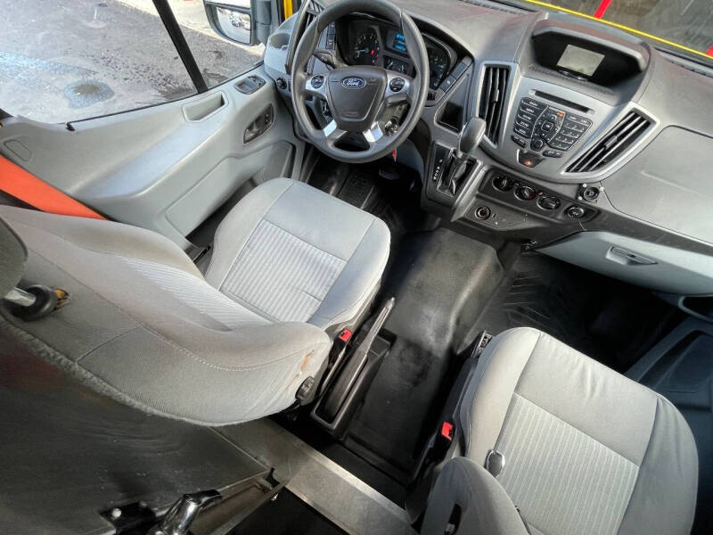 2019 Ford Transit 250