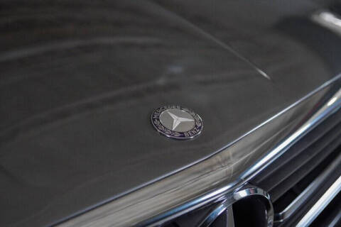 1988 Mercedes-Benz 560-Class 560 SL