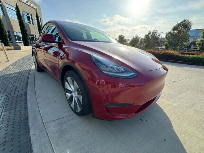 2023 Tesla Model Y Long Range