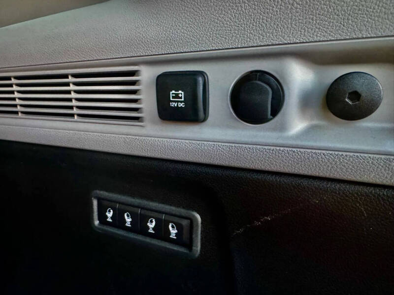 2023 Jeep Wagoneer L Series III