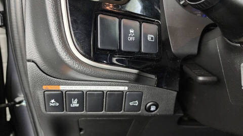 2022 Mitsubishi Outlander PHEV SEL