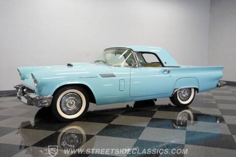 1957 Ford Thunderbird