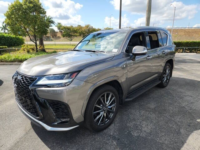 2023 Lexus LX 600 F SPORT Handling