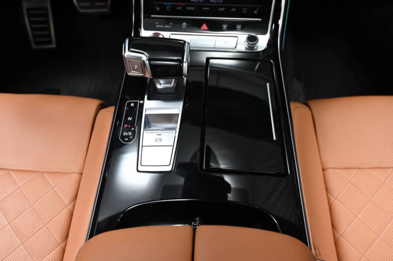 2022 Audi S8 4.0T quattro