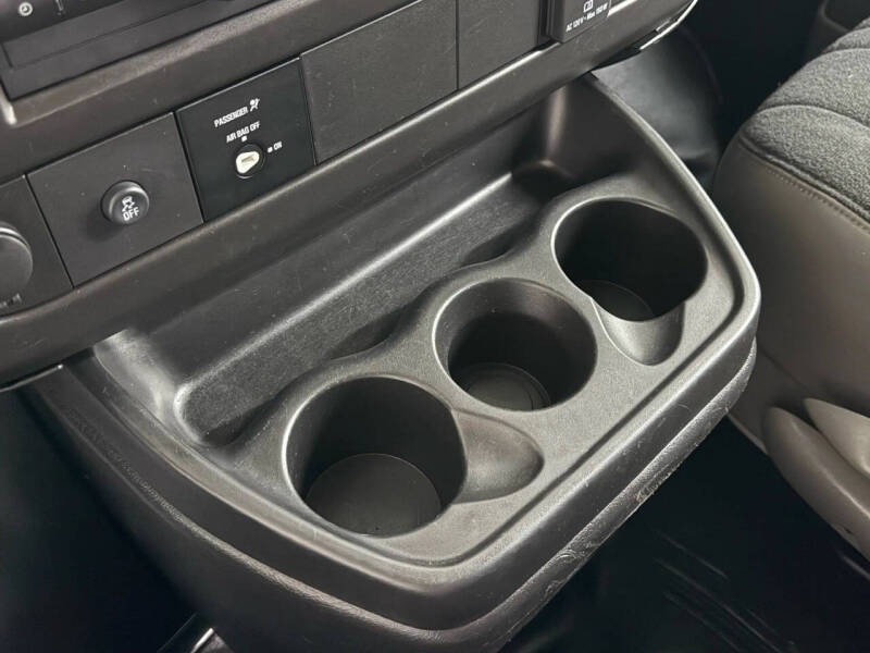 2021 Chevrolet Express 2500