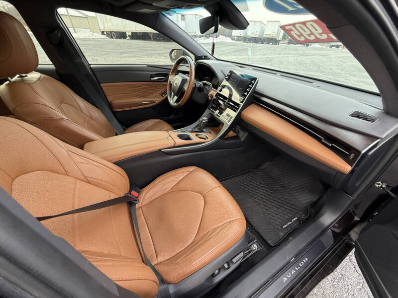 2019 Toyota Avalon Limited