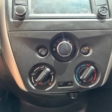 2015 Nissan Versa