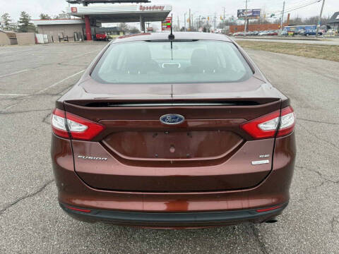 2015 Ford Fusion SE