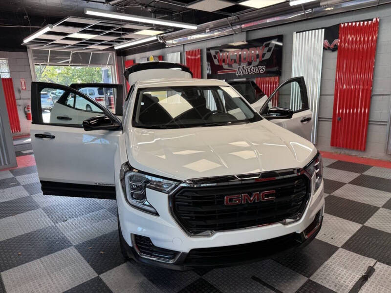 2024 GMC Terrain SLE