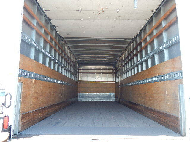 2016 Freightliner M2 106