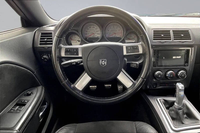 2010 Dodge Challenger SRT8