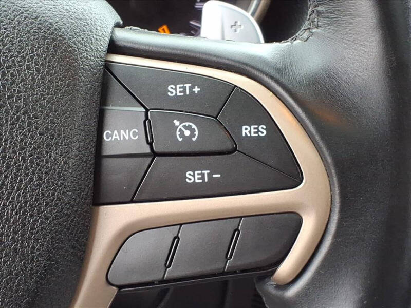 2016 Jeep Grand Cherokee Laredo E