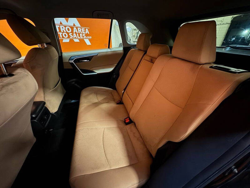 2022 Toyota RAV4 XLE