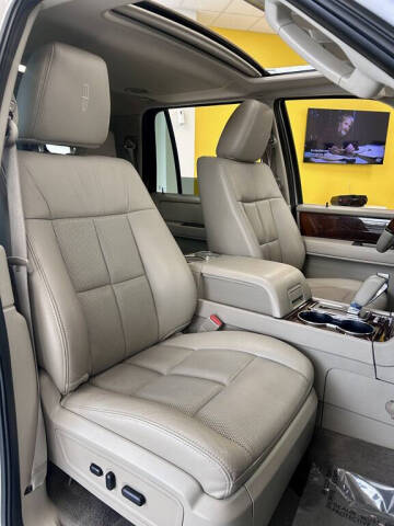 2012 Lincoln Navigator