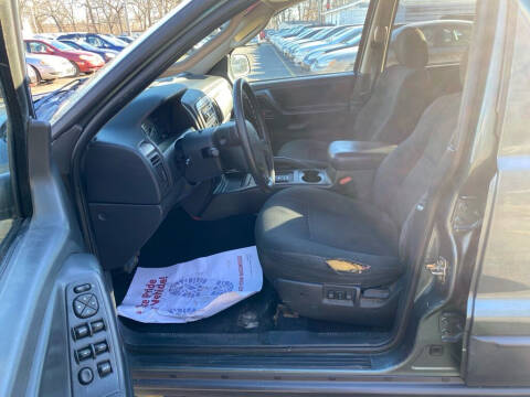 2004 Jeep Grand Cherokee Laredo