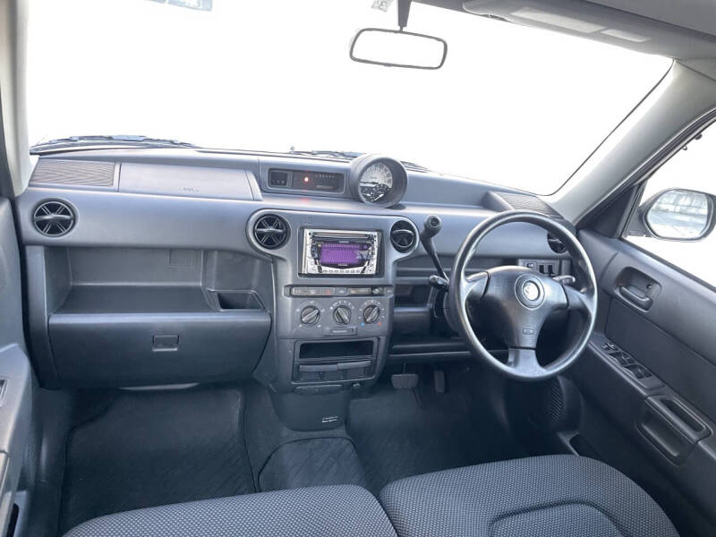 2000 Toyota BB