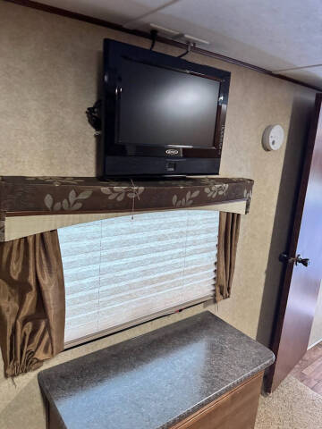 2012 Forest River V-Cross