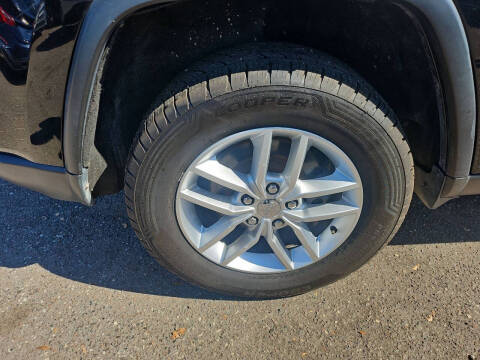 2017 Jeep Grand Cherokee Laredo E