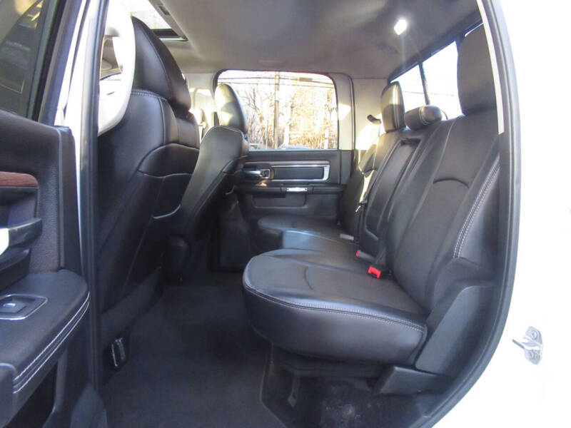 2016 RAM 3500 Laramie