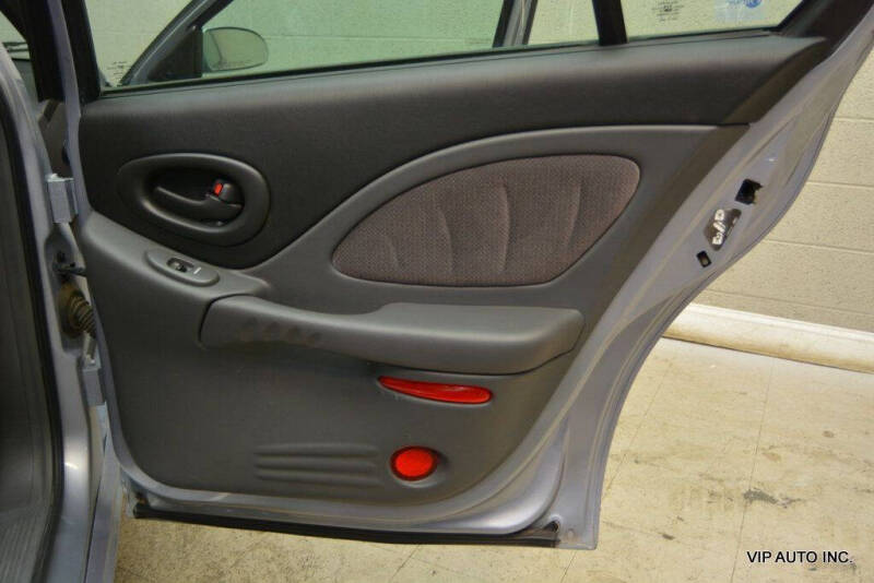 2005 Pontiac Bonneville SE