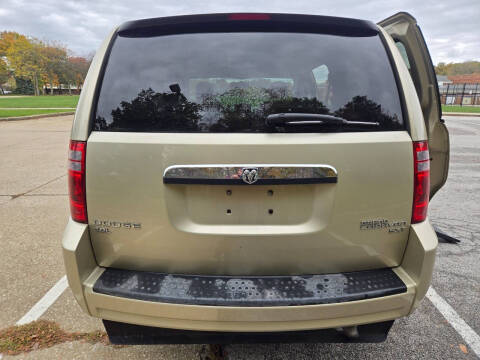 2010 Dodge Grand Caravan SXT