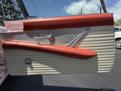 1956 Ford Thunderbird