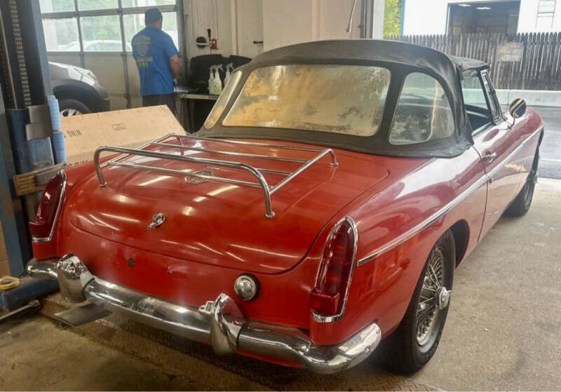 1965 MG MGB
