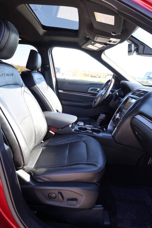 2019 Ford Explorer Platinum