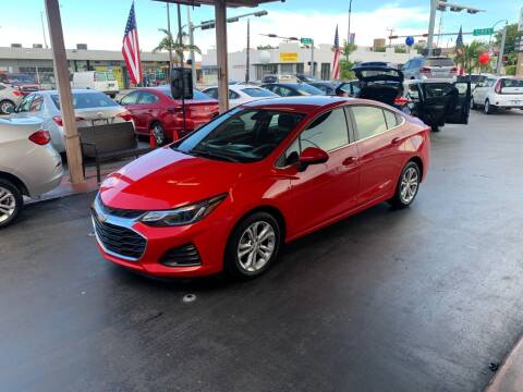 2019 Chevrolet Cruze for sale at American Auto Sales in Hialeah FL