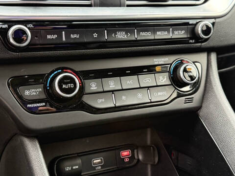 2022 Kia Niro Touring Special Edition