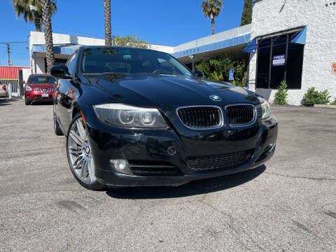 2011 BMW 3 Series for sale at Galaxy of Cars in North Hills CA