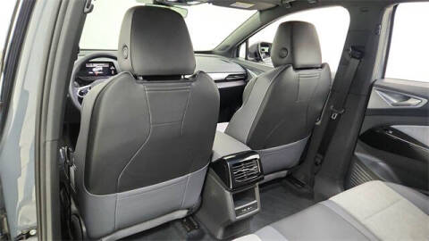 2025 Volkswagen ID.4 Pro