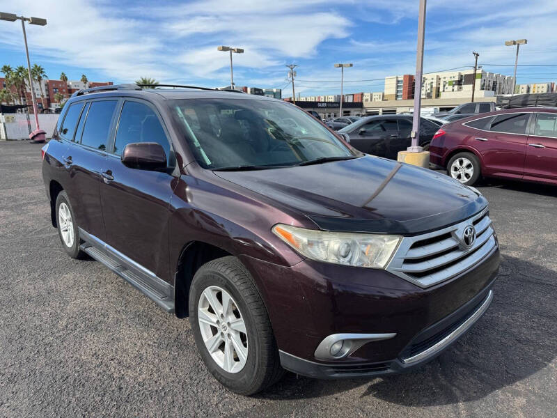 2012 Toyota Highlander SE