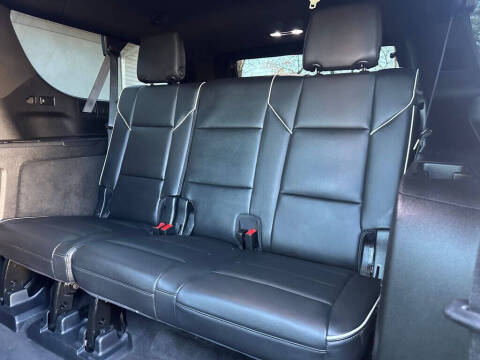 2022 Cadillac Escalade ESV Premium Luxury