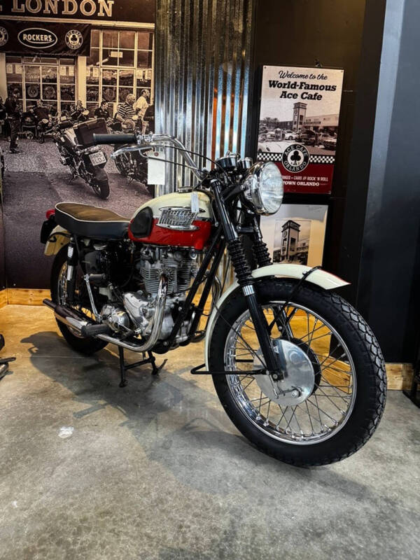 1960 Triumph TR6 Trophy