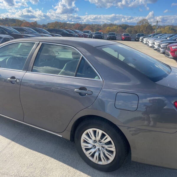 2014 Toyota Camry LE