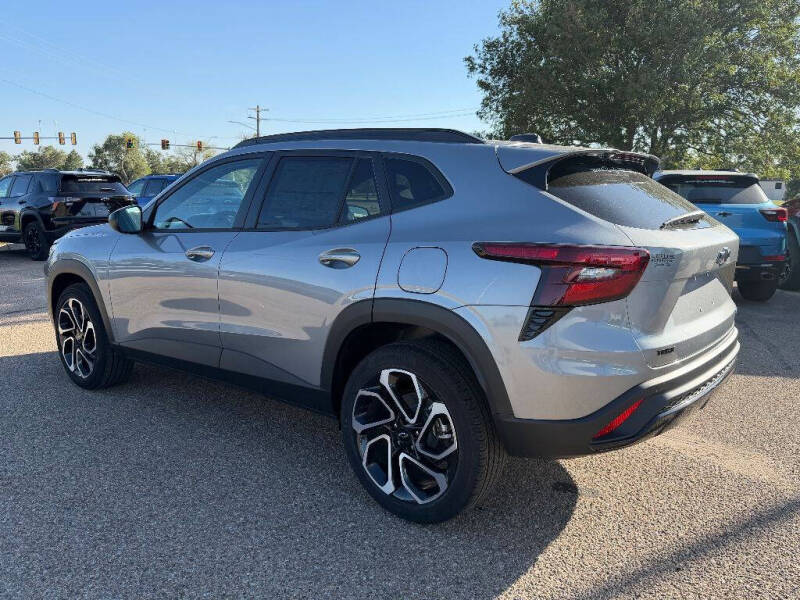 2025 Chevrolet Trax RS