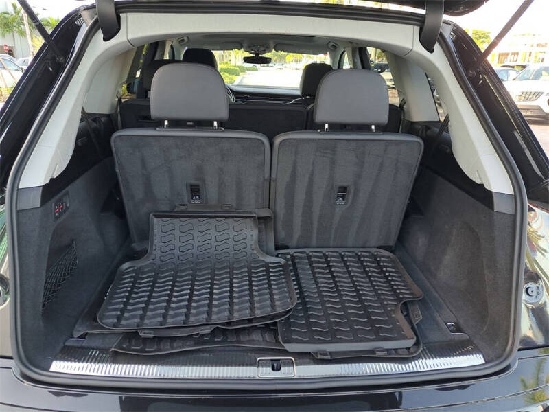 2022 Audi Q7 quattro Premium Plus 55 TFSI