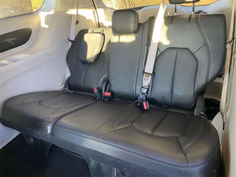 2020 Chrysler Pacifica Touring L