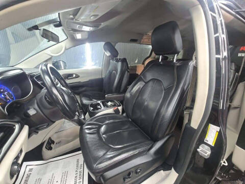 2018 Chrysler Pacifica Touring L