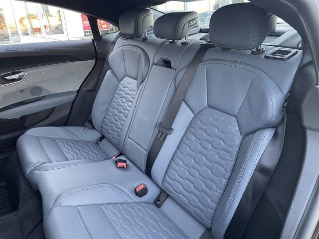 2023 Audi RS e-tron GT quattro