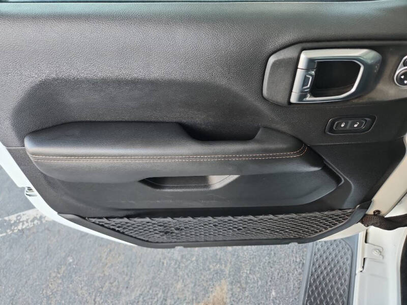 2023 Jeep Gladiator Overland