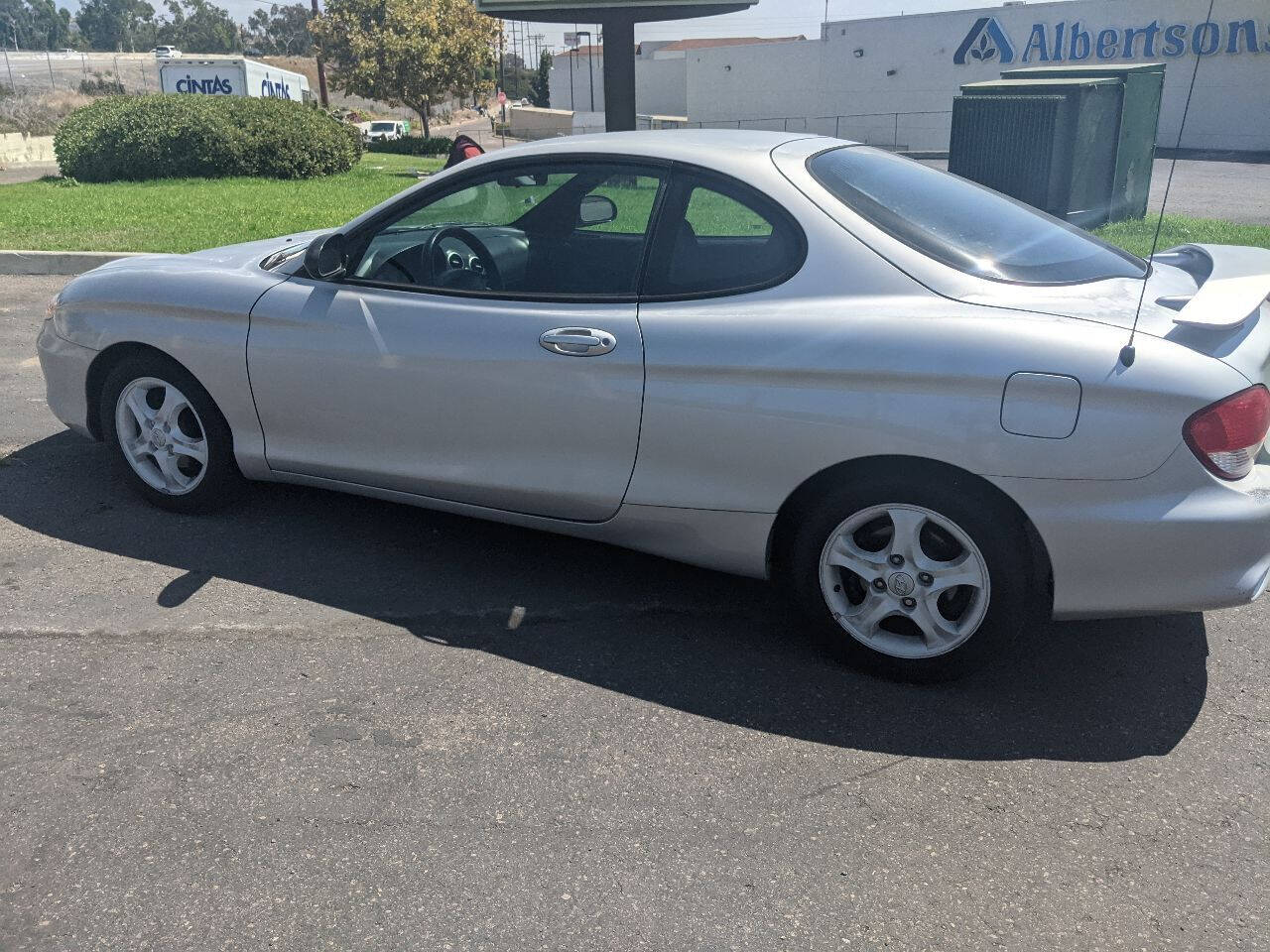 Hyundai tiburon 2000