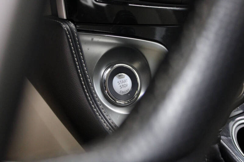 2020 Nissan Maxima Platinum