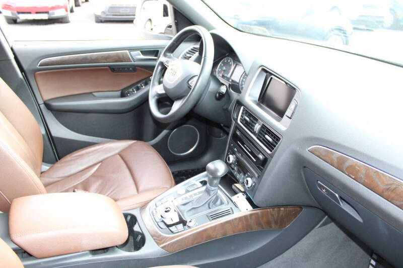 2016 Audi Q5 2.0T quattro Premium Plus