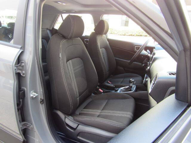 2022 Hyundai Venue SEL