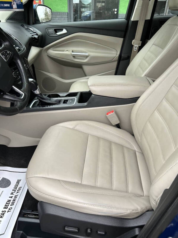 2017 Ford Escape Titanium