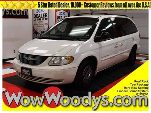 2001 Chrysler Town and Country for sale at WOODY'S AUTOMOTIVE GROUP in Chillicothe MO