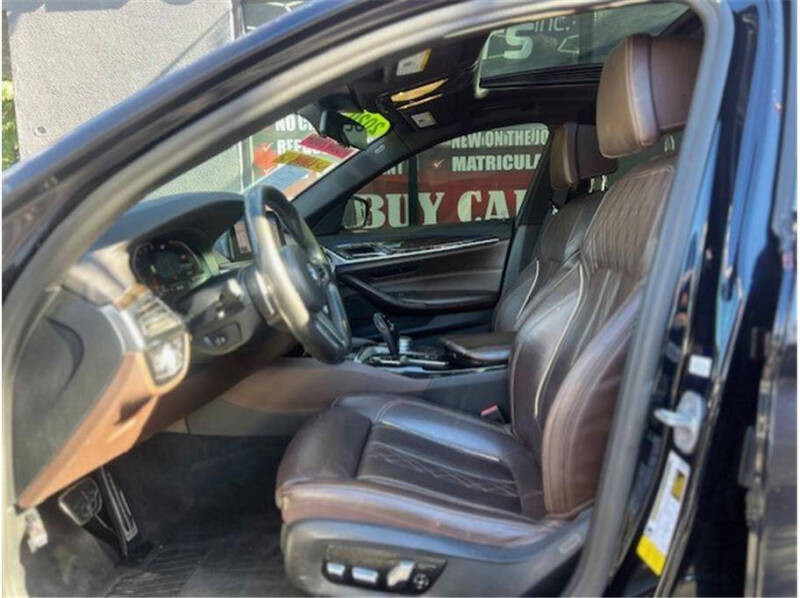 2020 BMW 5 Series 530i